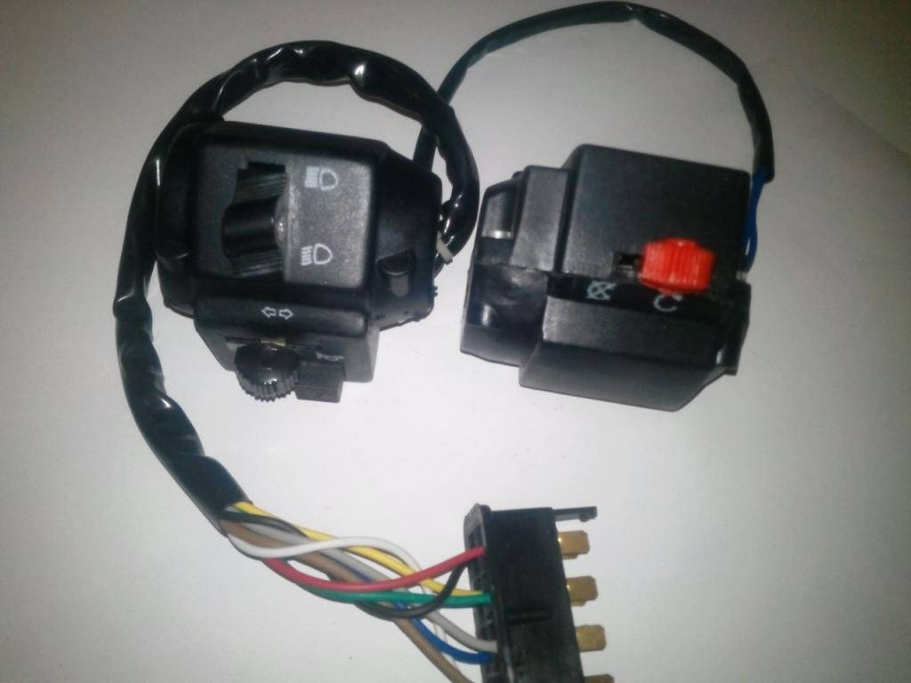 

Переключатели Ява (пластмас)