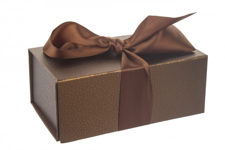 

Итальянские подарочные сборные коробки картонные 18*10*7 cм коричневые с атласным бантом (упаковка 2 шт), Коричневый