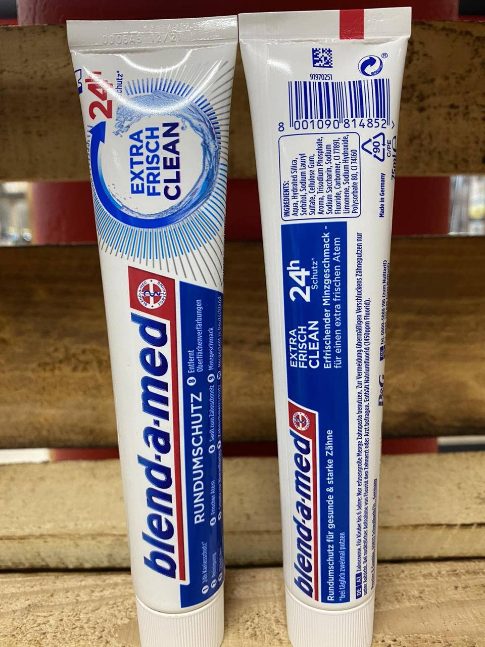 

Зубна паста Bleand-a-med Extra Fresh Clean 75мл