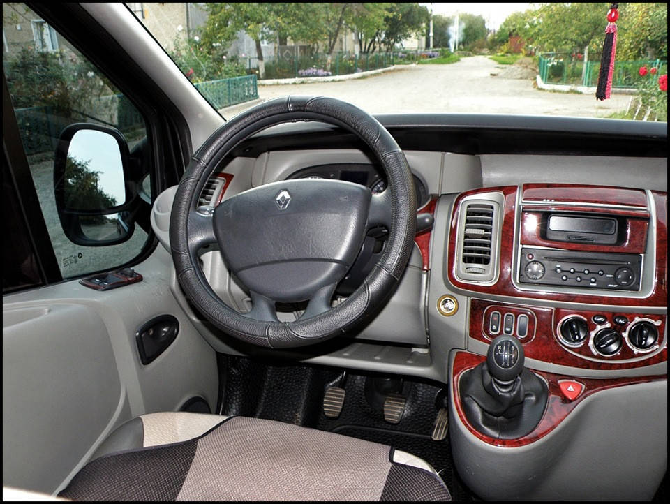 

Декор панели (накладки на панель) Vivaro/ trafic (Виваро/ Трафик) ПОЛНЫЙ комплект, 24 элемента