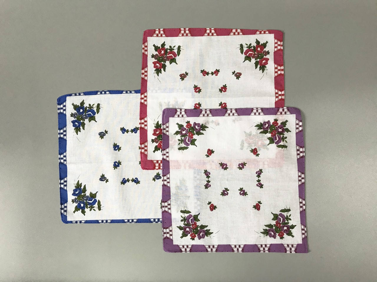 

Женский носовой платок (батист), Разные цвета