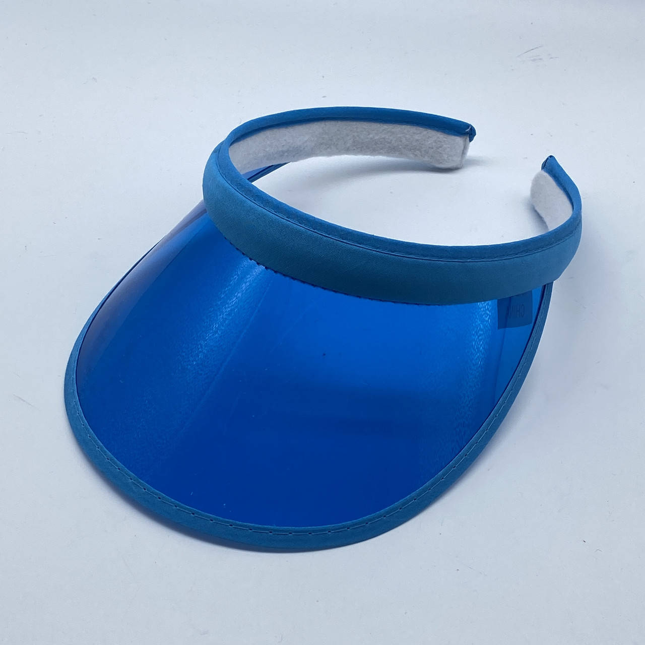 

Женский пластиковый прозрачный козырёк синий голубой