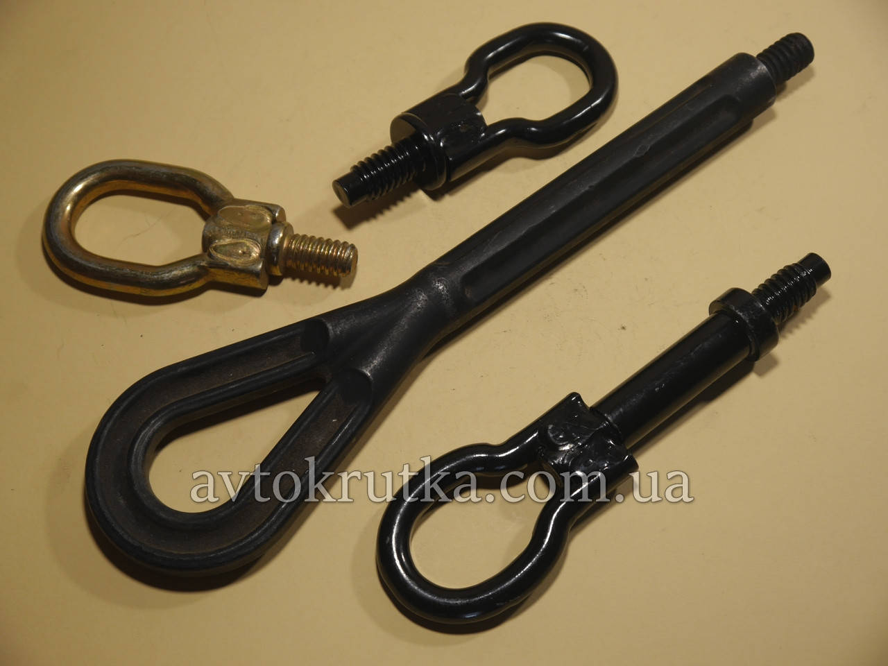 

Буксировочные крюки Ford. На все модели Форд