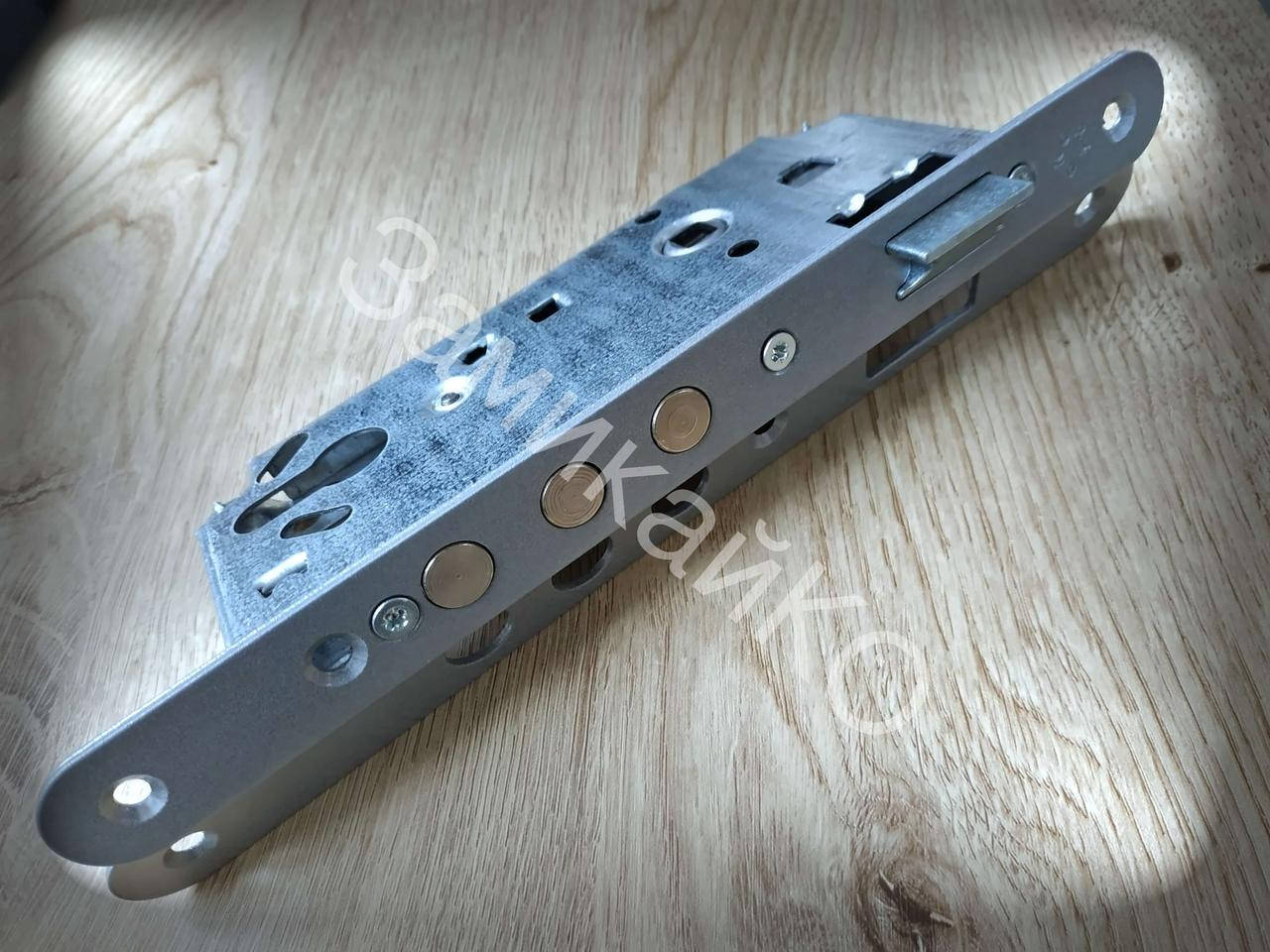 

Замок врезной Арико ЗВ-7 серый