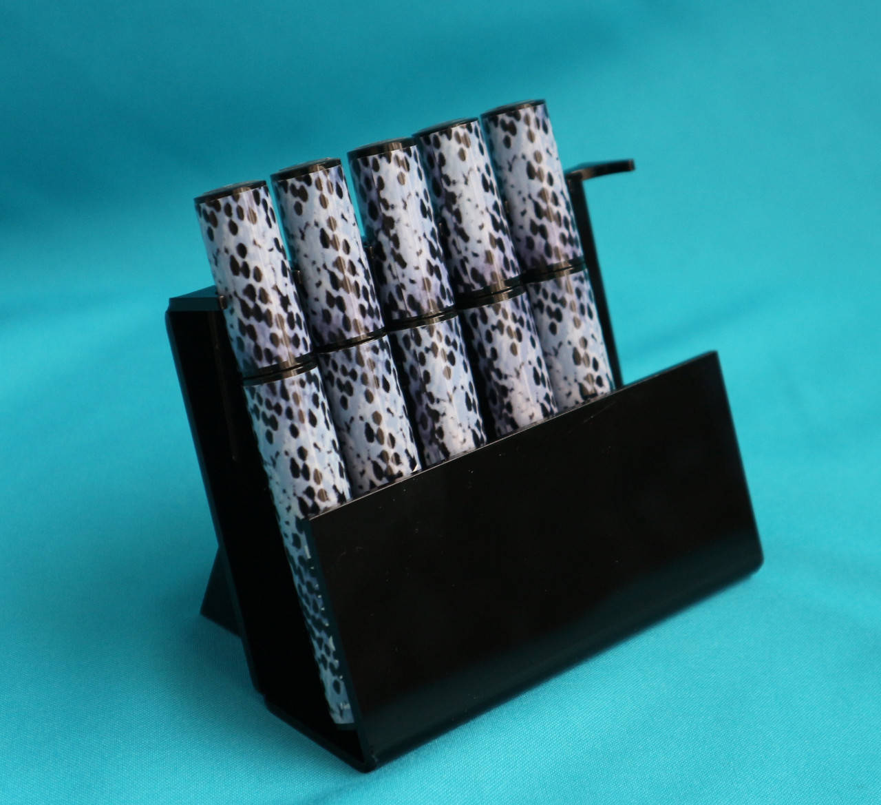 

Подставка под тушь