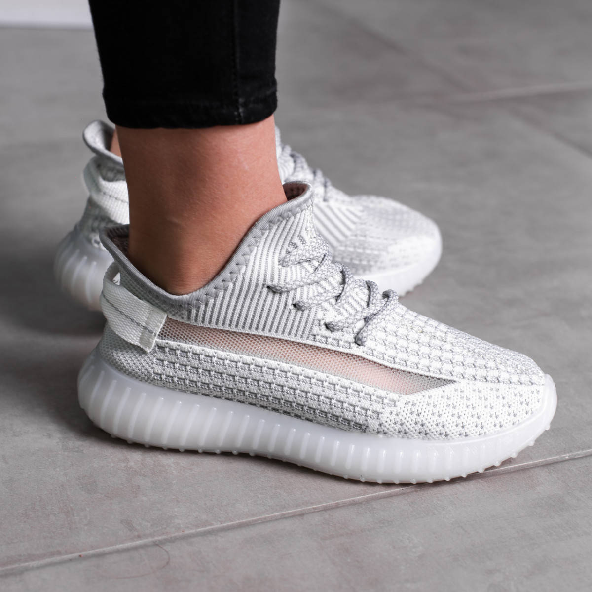 

Кроссовки женские Fashion Gizmo 3555 38 размер 24,5 см Серый