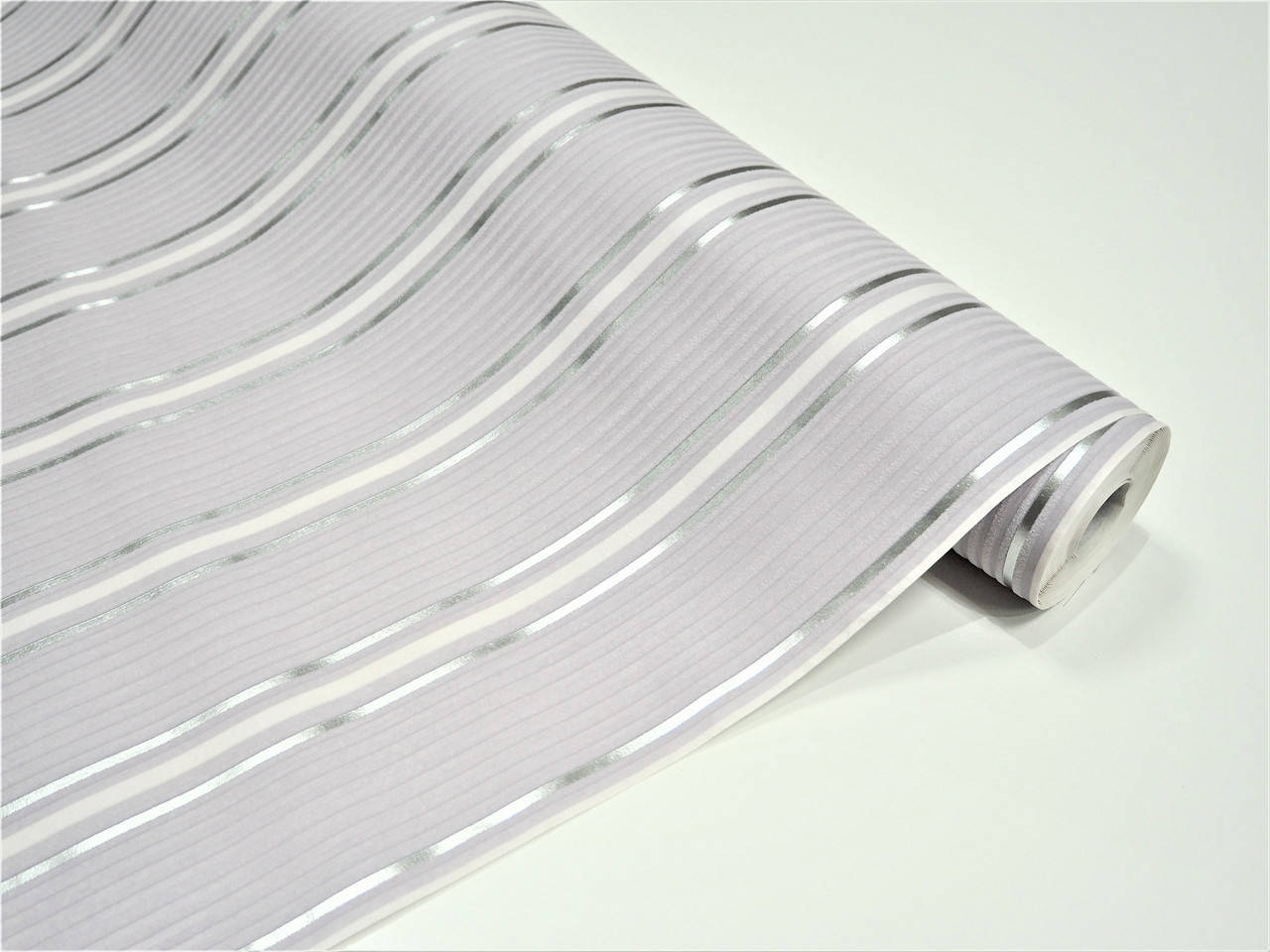 

Обои виниловые на флизелиновой основе ArtGrand Bravo 86024BR84, Сиреневый