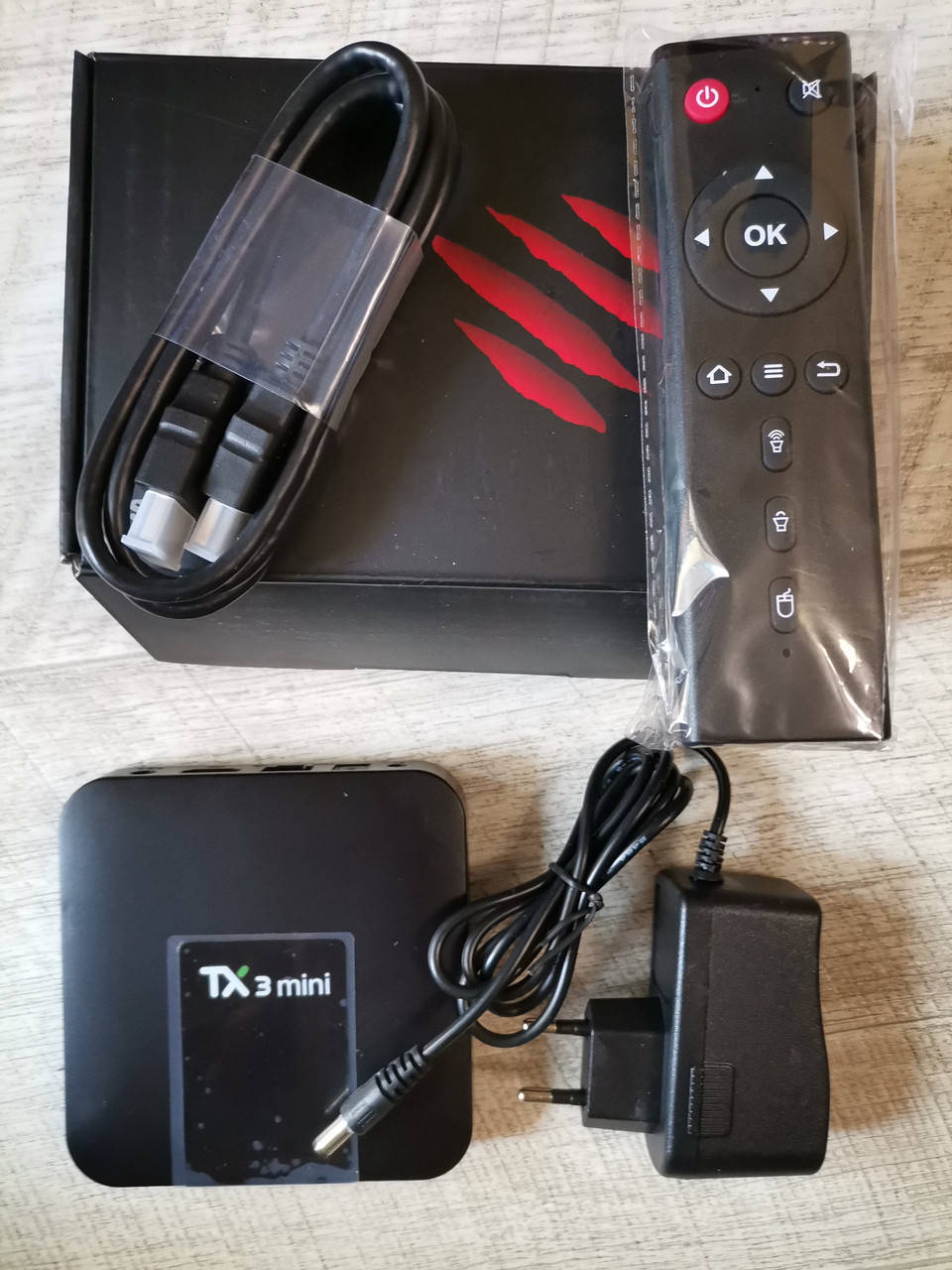 

Смарт ТВ приставка TX 3 mini 2GB/16GB