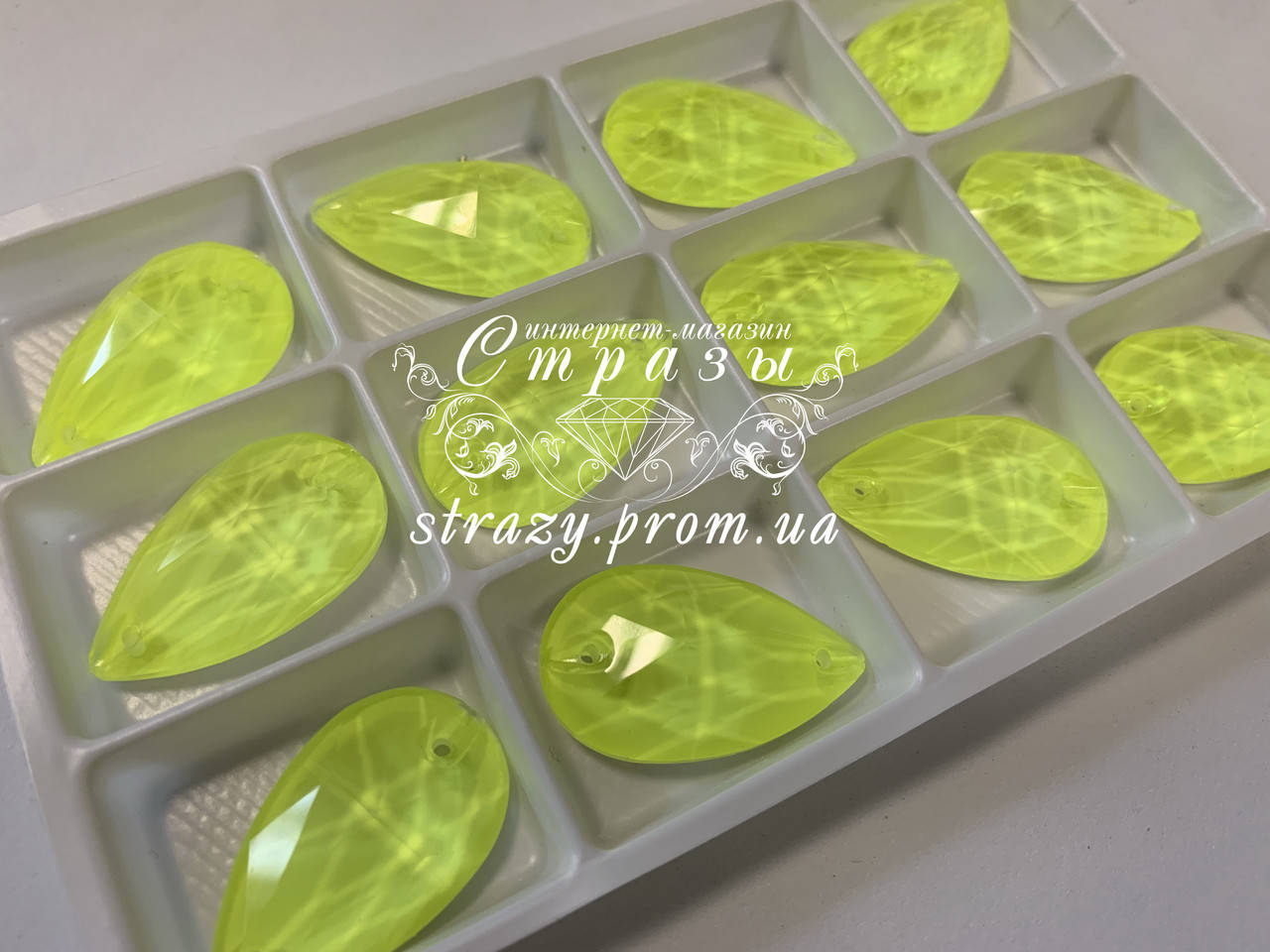 

Стразы пришивные SWARO Капля 17*28мм. Neon Yellow