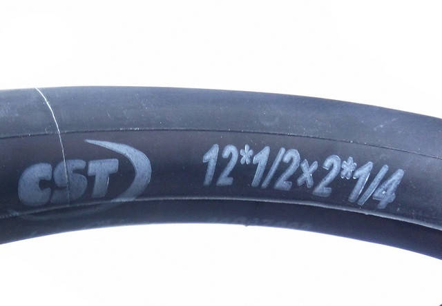 

Камера для детской коляски 12 1/2 х 2 1/4 с прямым штуцером