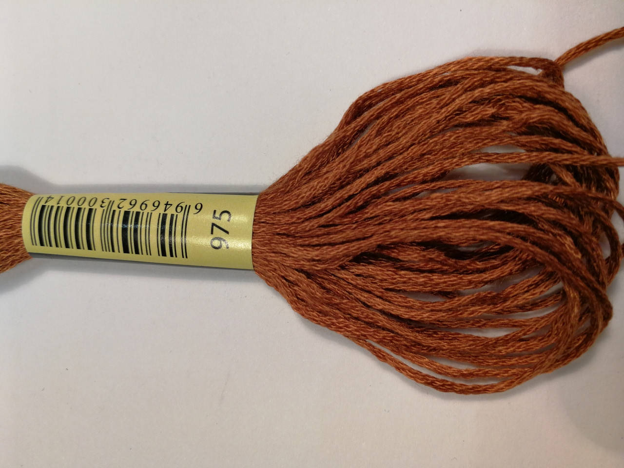 

Мулине СХС 975 золотистый коричневый темный