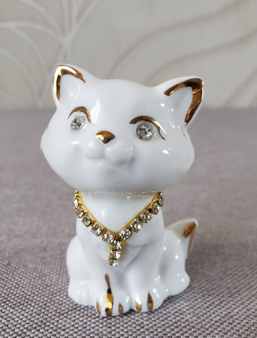 

Фигурка "Кошечка" №054, Белый