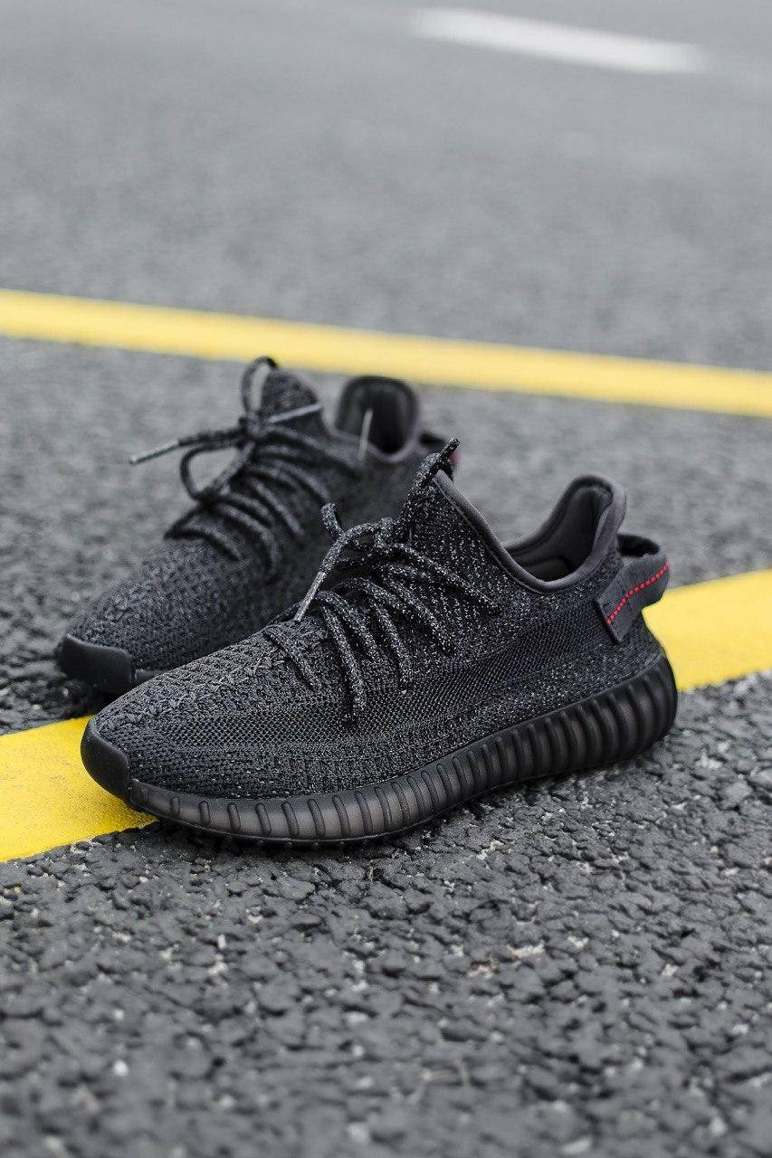 

Adidas Yeezy 350 v2 "Black", Черный