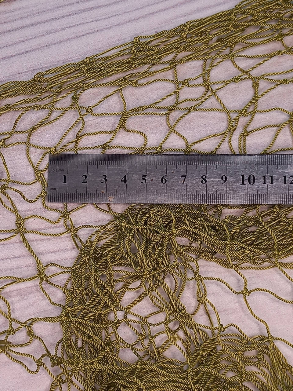 

Дель из нитки 187х3 ячейка 22 мм высота 250 ячеек (11 метров)