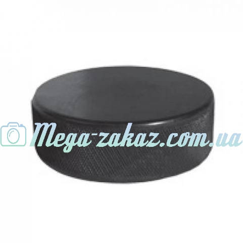 

Шайба хоккейная большая: 7,5х2,3см, вес 145г, резина