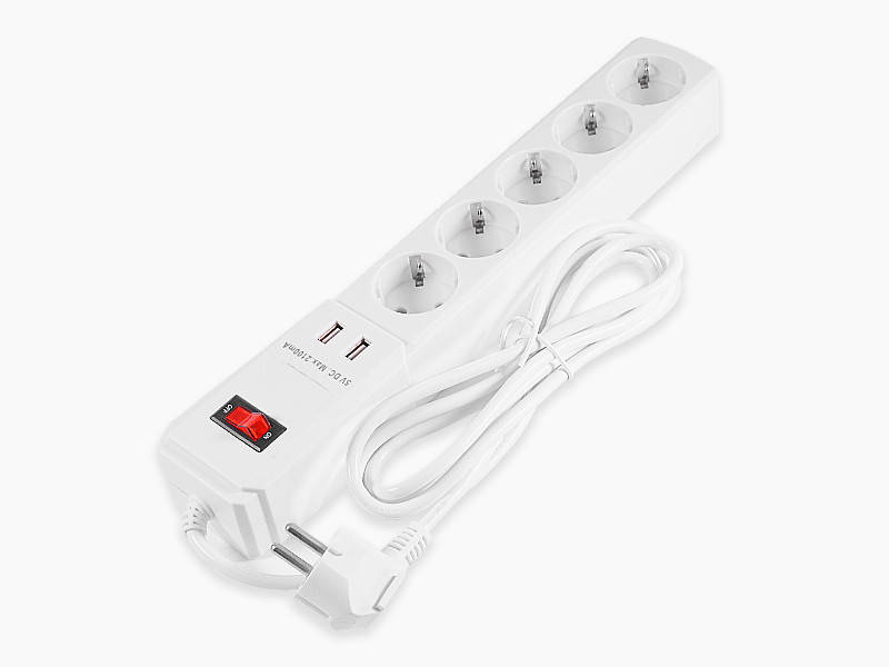 

Удлинитель с заземлением Lemanso LMK71003 с кнопкой 5 розеток 2м 2×USB 2100mA 3x0.75мм 2500W