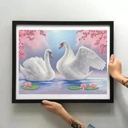 

Заготовка для вышивки ТМ Мосмара Лебеди на озере ММЖМ-012 [Материал: Габардин подклеенный флизелином]