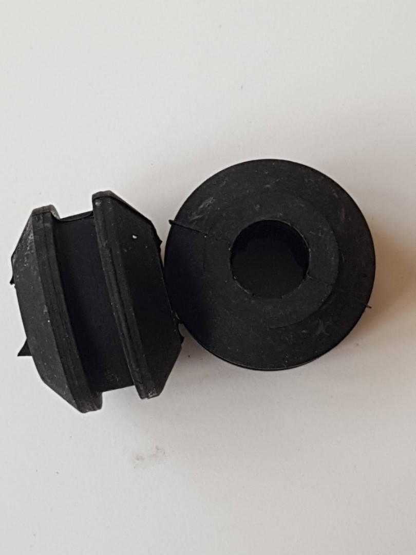 

Амортизатор ITAL для бензопил DOLMAR PS 34, PS 36, PS 41, PS 45 MAKITA DCS 340, DCS 4610